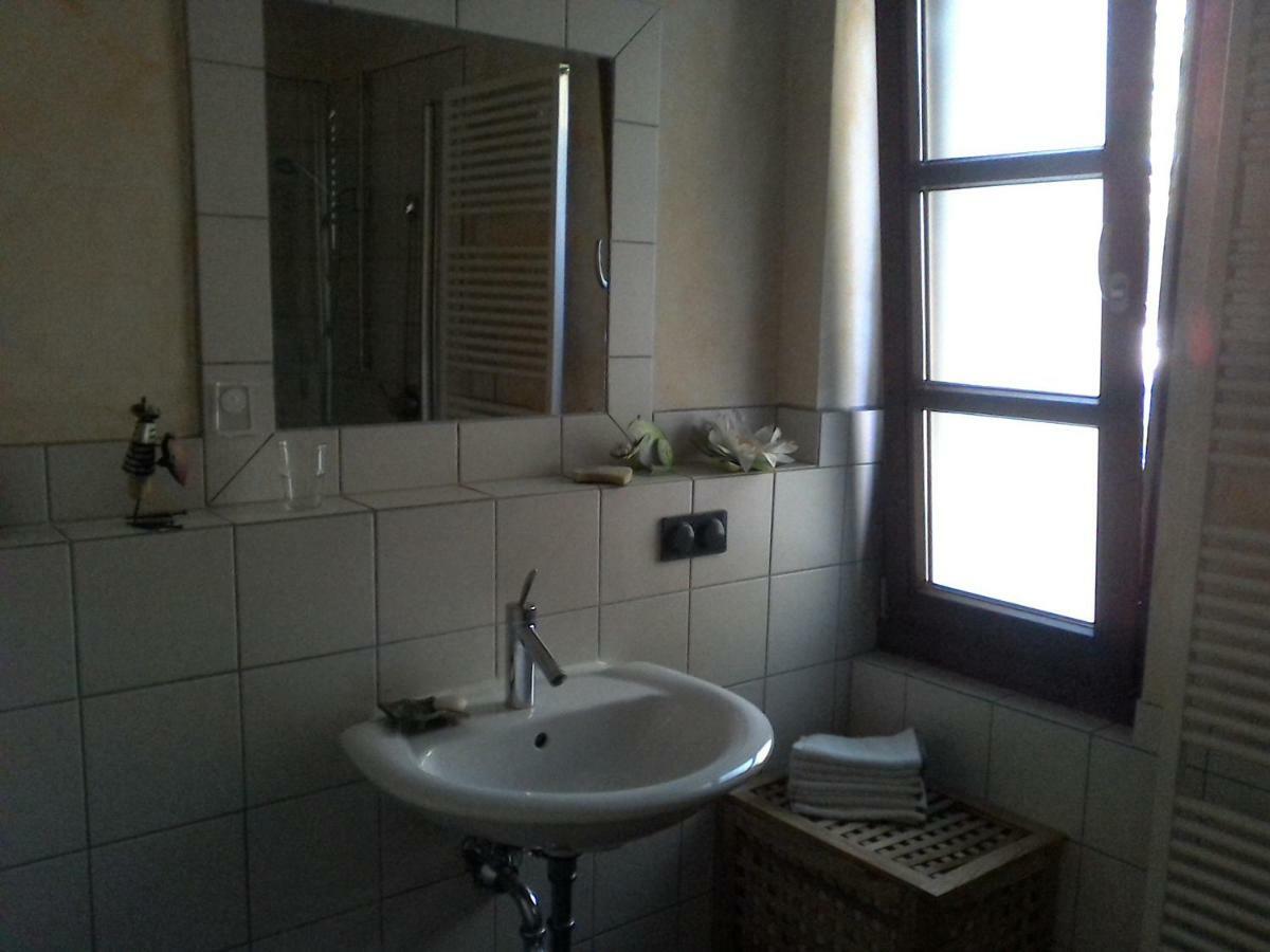 Messezimmer Naehe Zentrum Кьолн Екстериор снимка