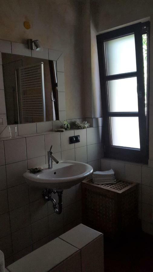 Messezimmer Naehe Zentrum Кьолн Екстериор снимка